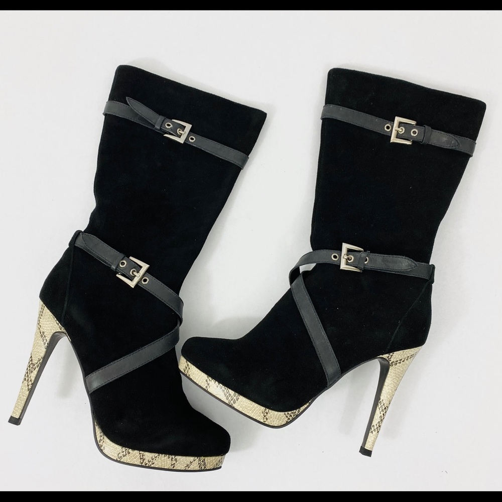 New genuine suede leather boots by Type Z size 10